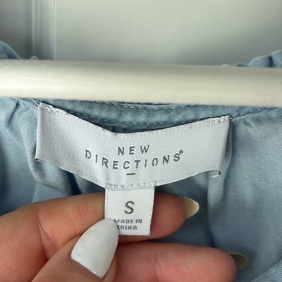 New Directions Sky Blue Light Denim Blouse with Tassel small - Picture 2 of 6